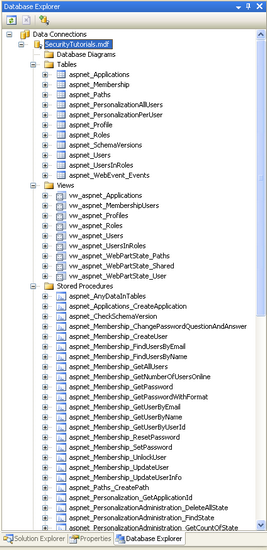 Der Datenbank wurden eine Vielzahl von Tabellen, Sichten und gespeicherten Prozeduren hinzugefügt.