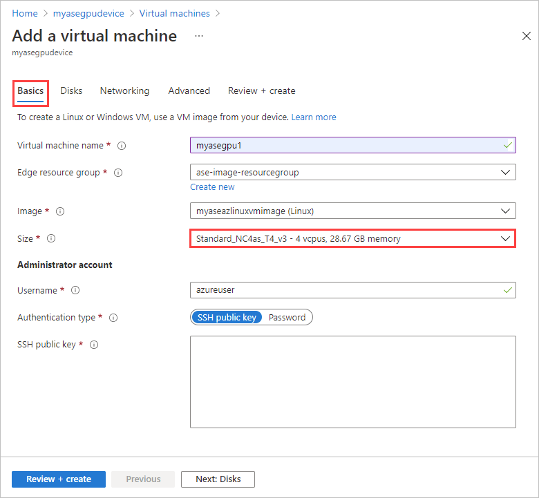 Screenshot: Registerkarte „Grundlagen“ unter „Virtuellen Computer hinzufügen“ in Azure Stack Edge. Die Größenoption mit einer unterstützten VM-Größe für GPU-VMs ist hervorgehoben.