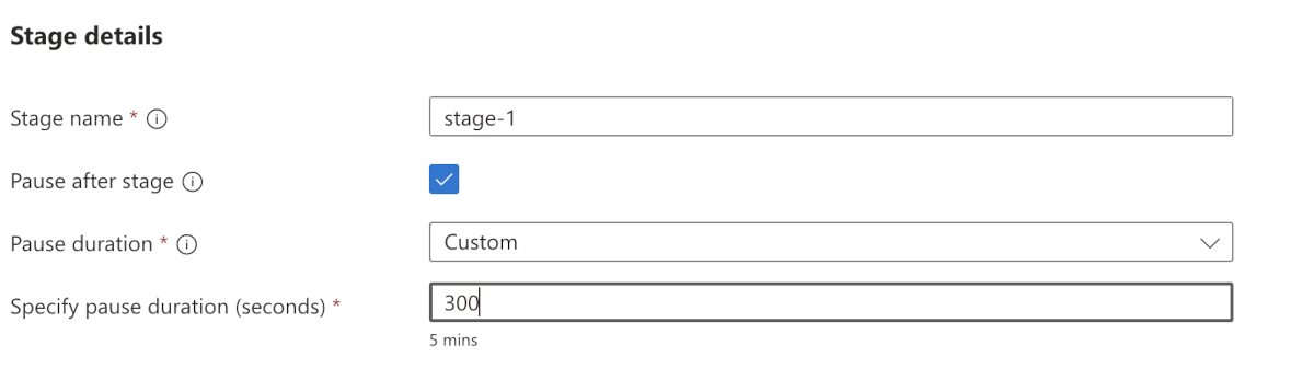 Screenshot: Seite im Azure-Portal zum Erstellen einer Phase und zum Definieren einer Wartezeit.