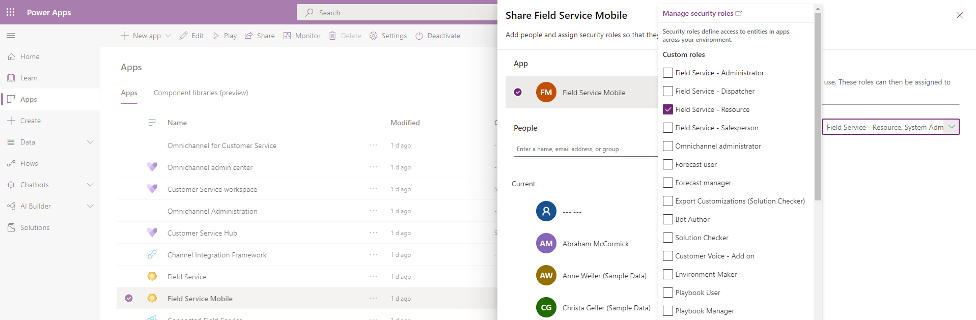 Screenshot der Dynamics 365-Liste der Apps mit der Field Service Mobile-Lösung in der Liste.