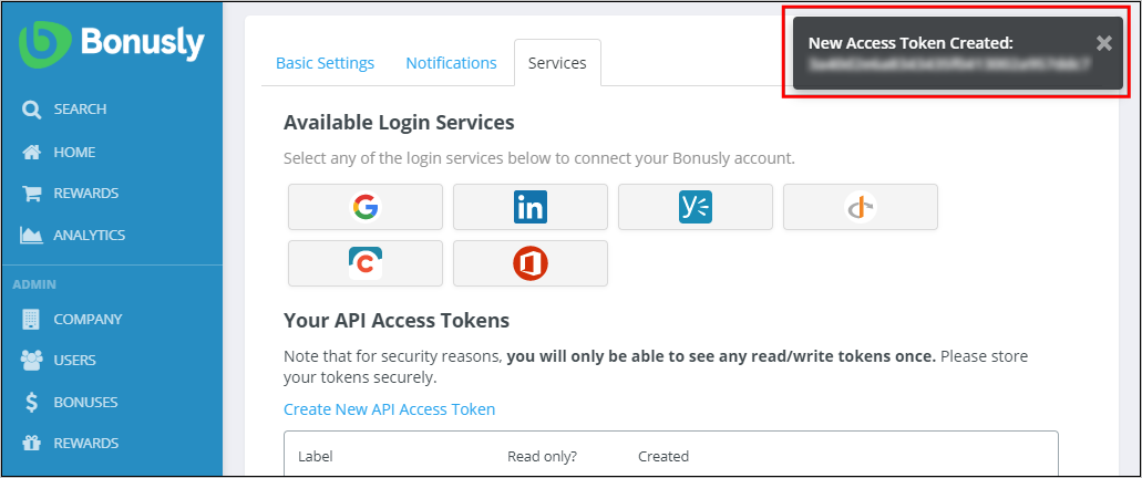 Screenshot der Bonusly-Website. Die Benachrichtigung „New access token created“ (Neues Zugriffstoken erstellt) gefolgt von einem nicht lesbaren Token wird angezeigt.