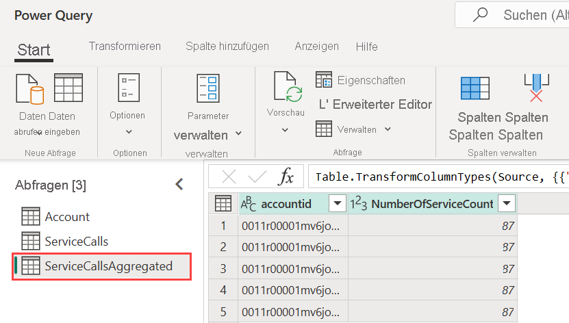 Screenshot: Power Query-Editor, in dem eine Tabelle hervorgehoben ist, die bearbeitet wird.