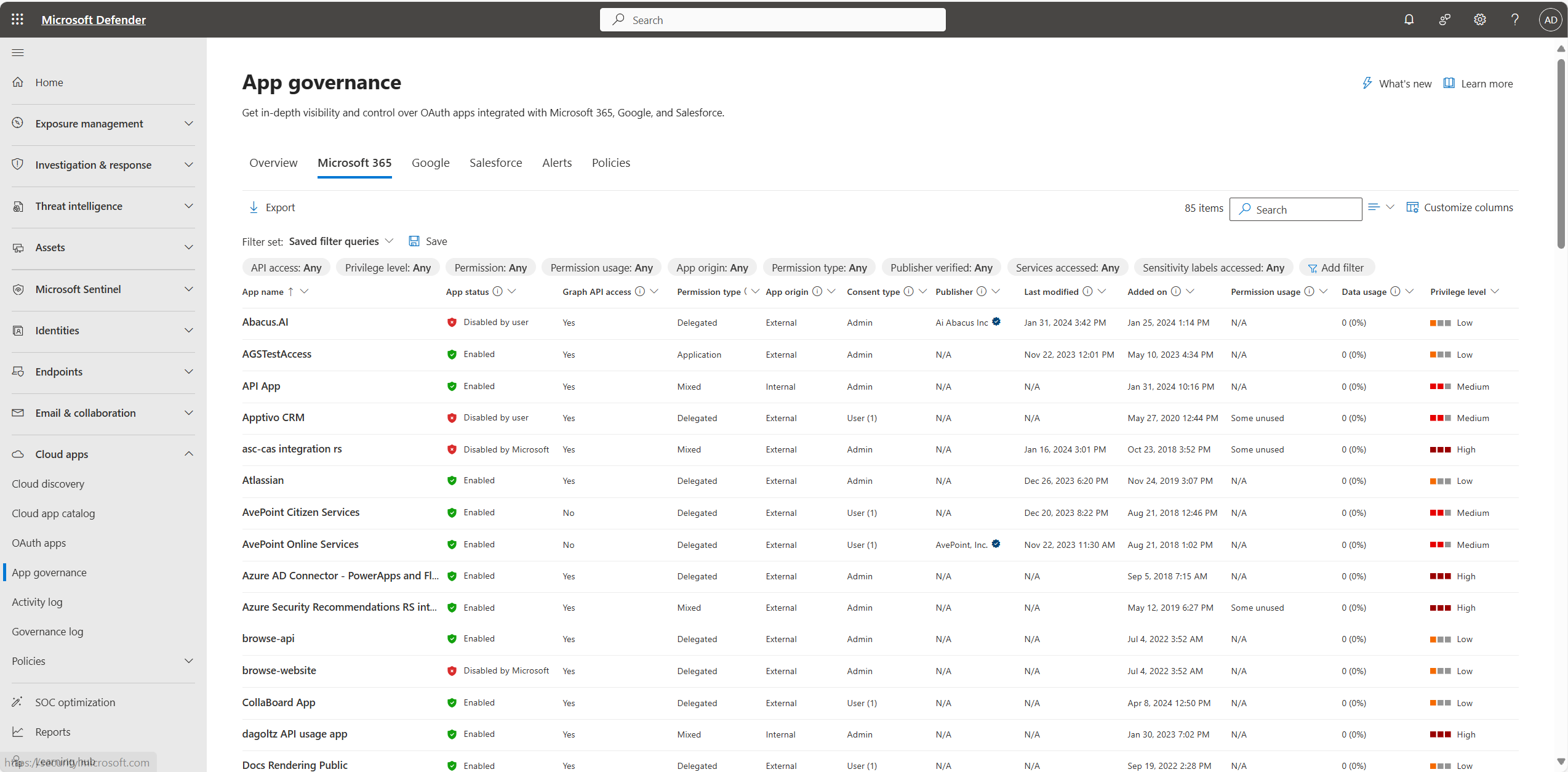 Screenshot of the Azure AD apps tab on the App governance page.