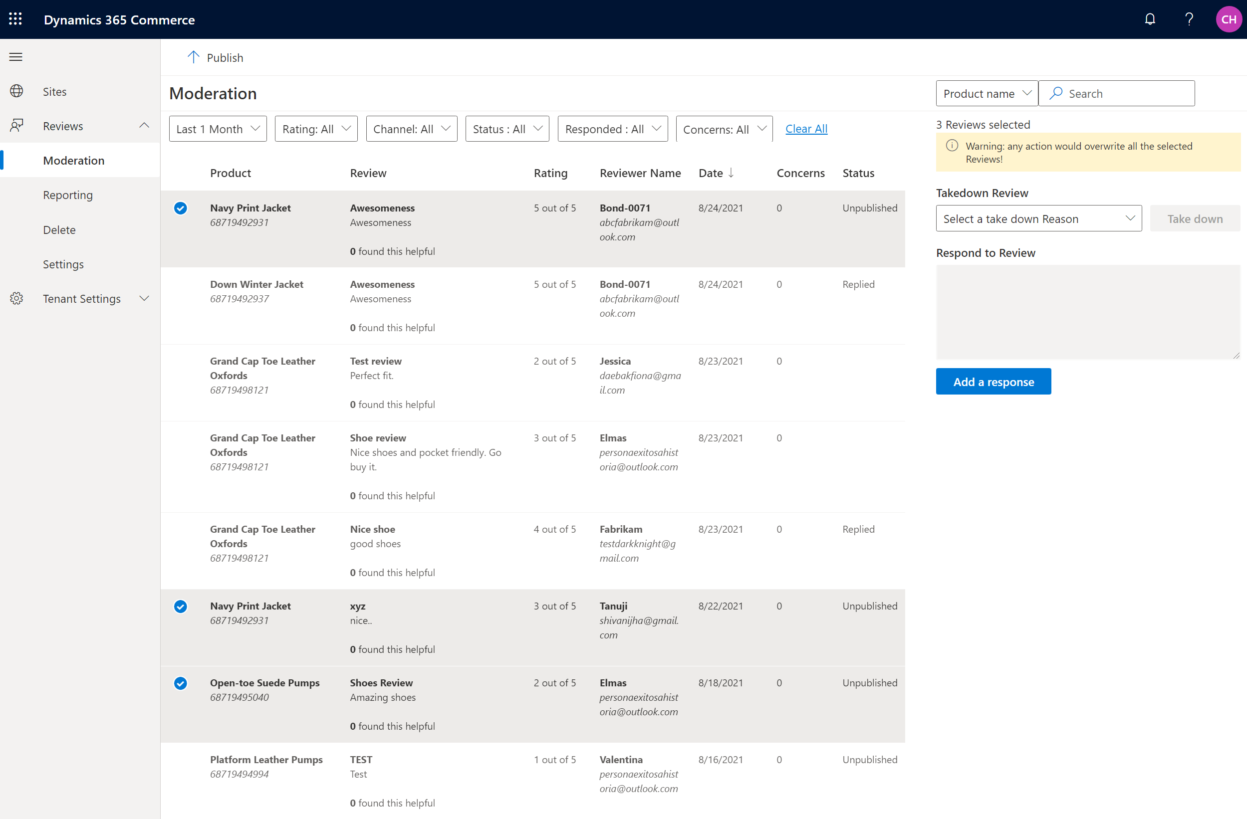 Three unpublished ratings and reviews selected on the Moderation page in Commerce site builder.