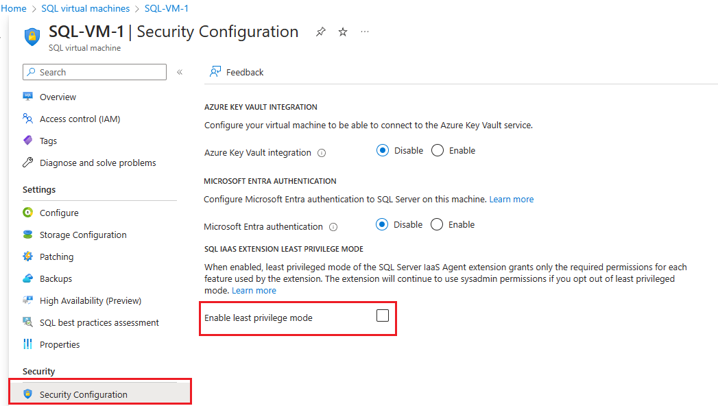 Captura de pantalla del recurso de máquinas virtuales SQL de Azure Portal, página Configuración de seguridad, habilitar privilegios mínimos resaltado.