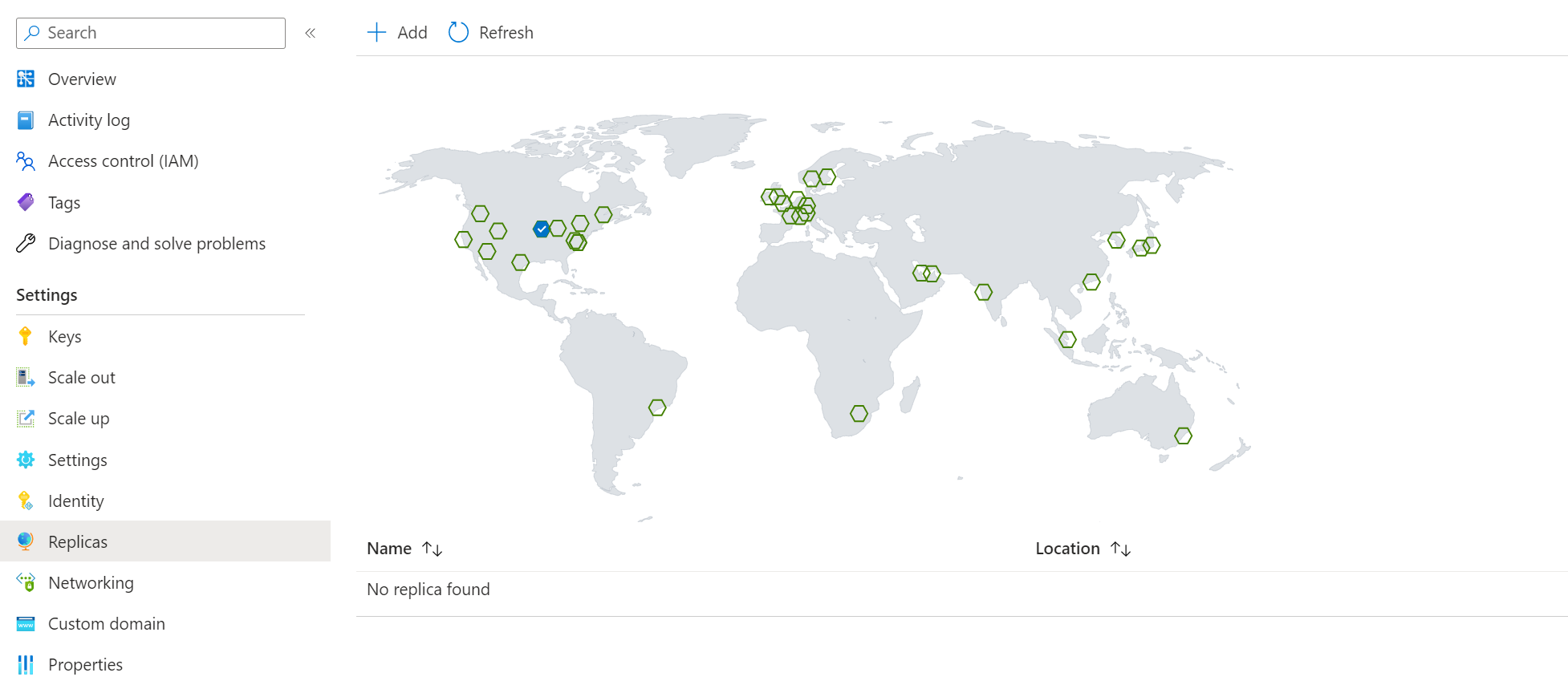 Captura de pantalla de la creación de una réplica para Azure Web PubSub en el portal.