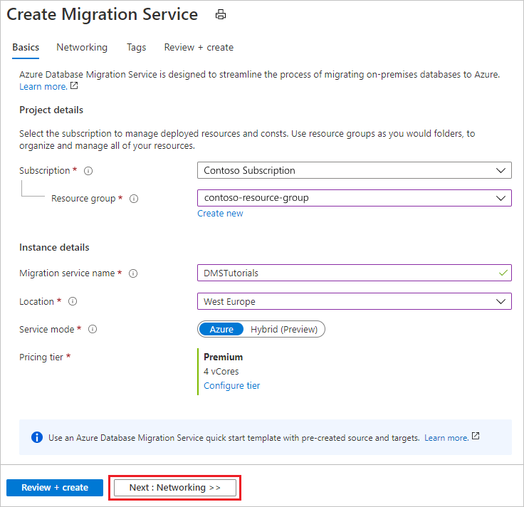 Captura de pantalla de la configuración de los valores básicos de la instancia de Azure Database Migration Service.