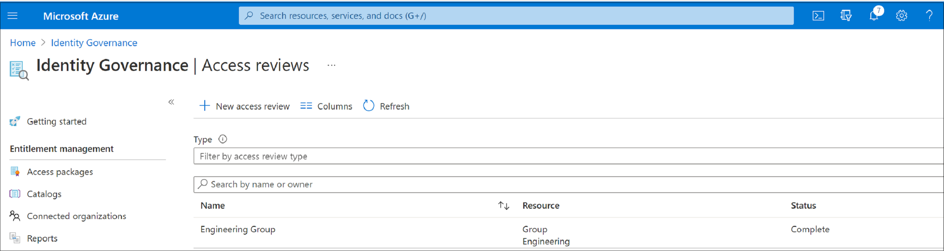 Captura de pantalla que muestra el panel Revisiones de acceso en Identity Governance.