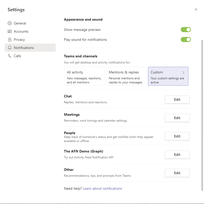 Captura de pantalla de la configuración de notificaciones en Teams, con la opción Personalizada resaltada