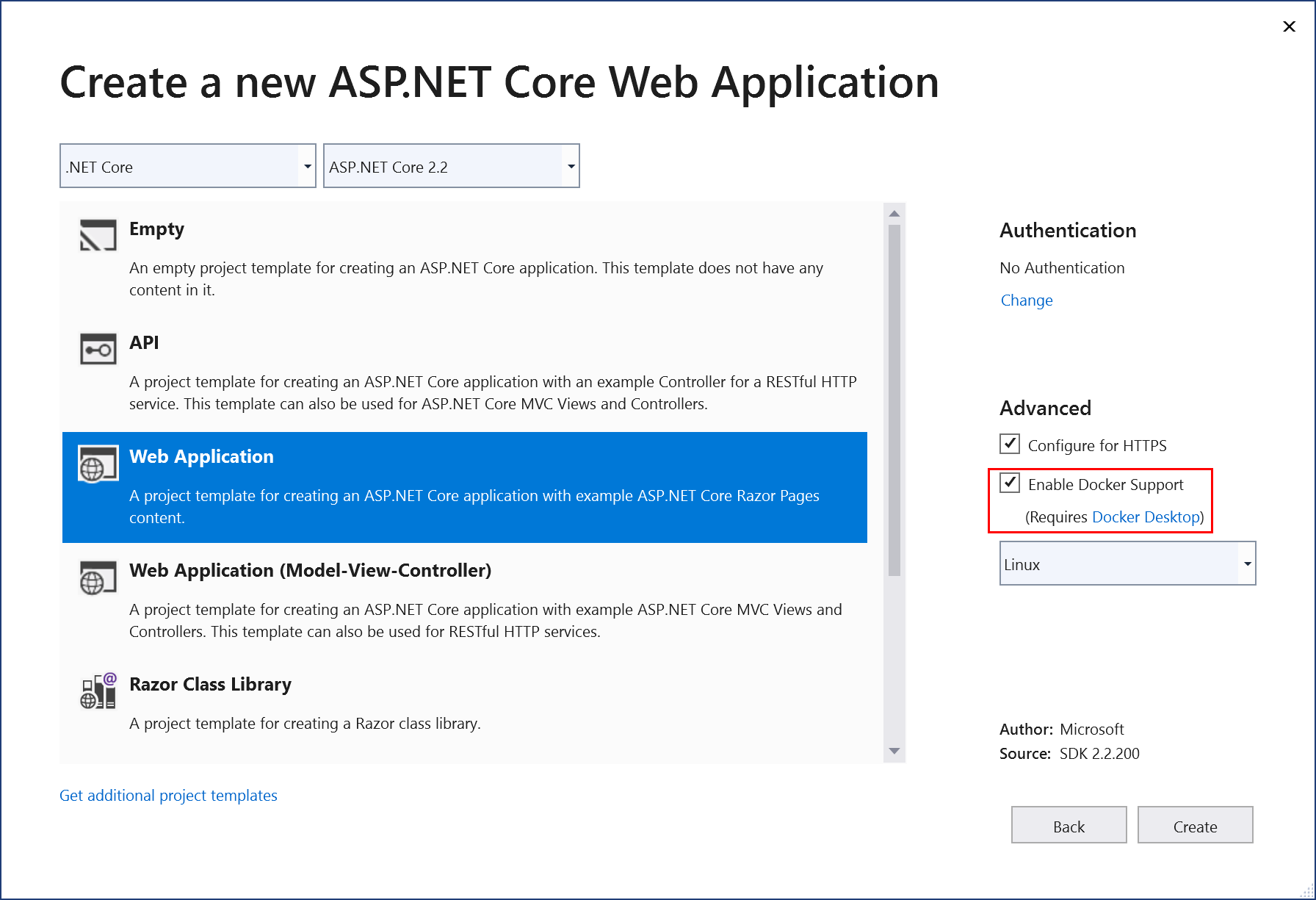 Captura de pantalla que muestra cómo habilitar la compatibilidad con Docker para la aplicación web de ASP.NET Core en Visual Studio.