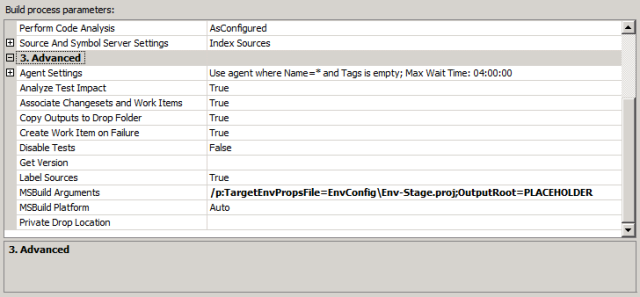 Dans la ligne Arguments MSBuild, spécifiez l’emplacement de votre fichier projet spécifique à l’environnement et ajoutez un espace réservé pour l’emplacement de votre dossier de build.