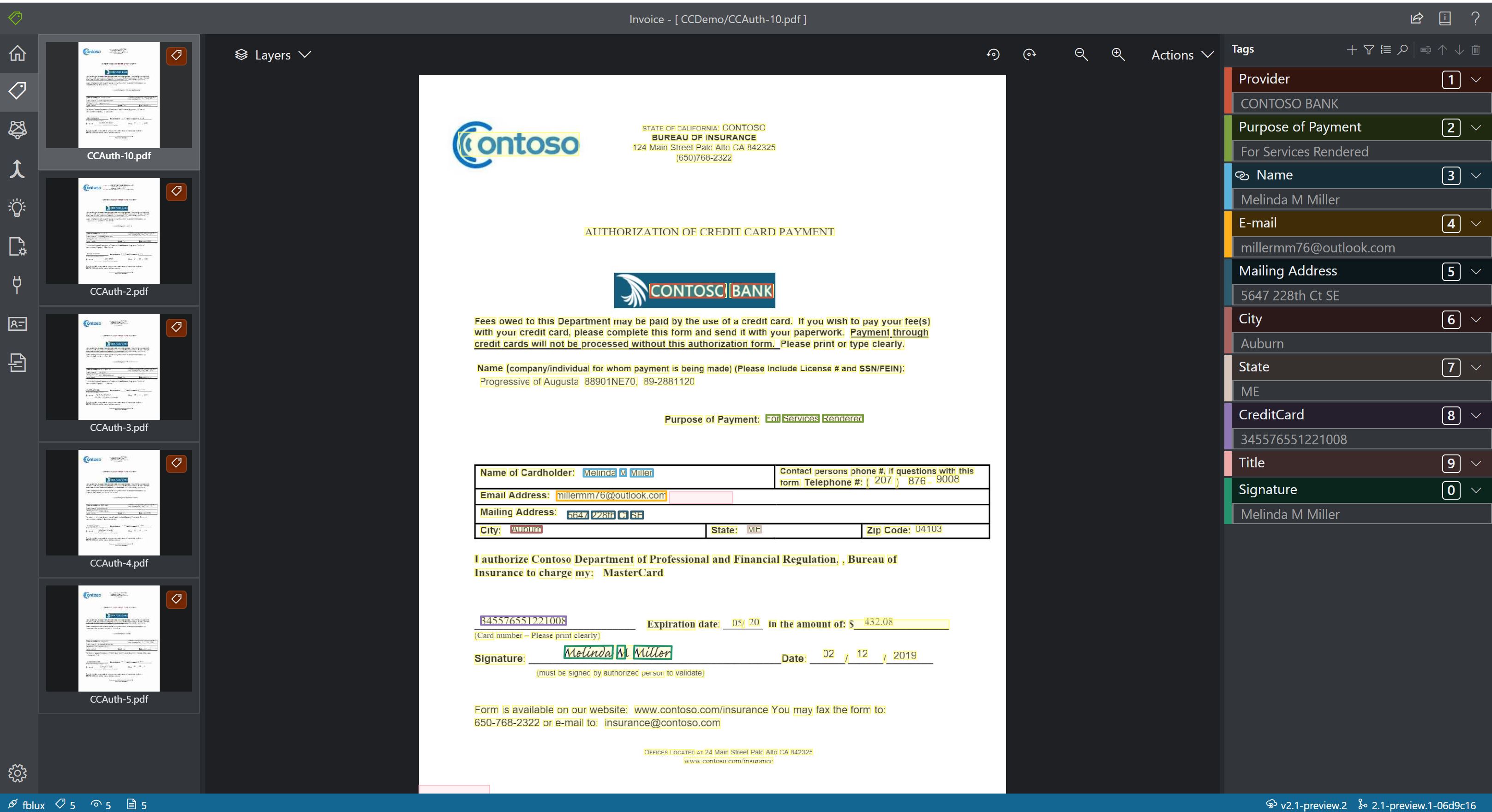 Capture d’écran de la fenêtre d’analyse de formulaire personnalisé de l’outil d’Intelligence documentaire.