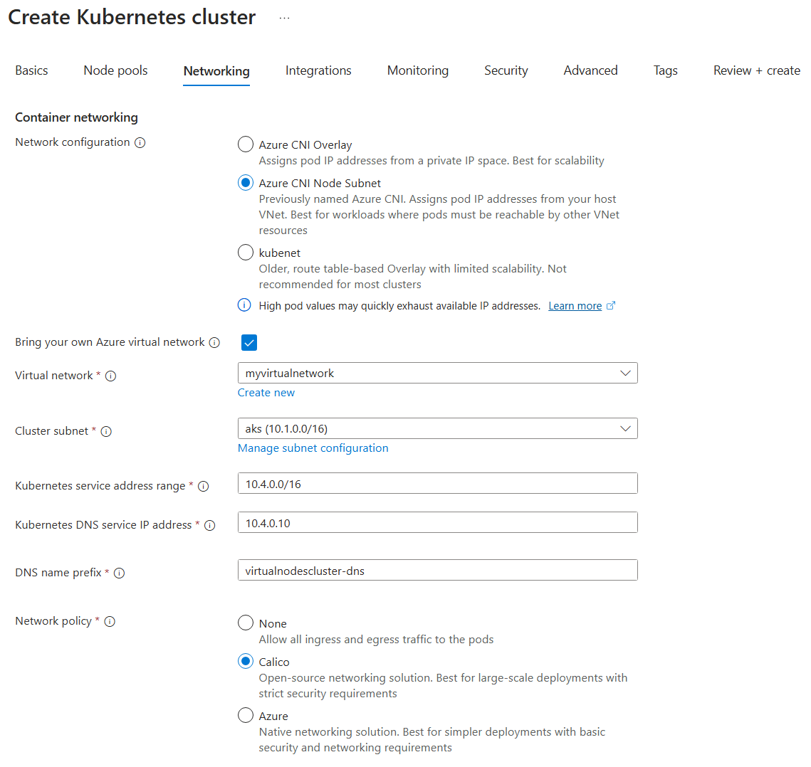 Capture d’écran montrant comment configurer la page Mise en réseau pour la création d’un cluster AKS dans le Portail Azure.