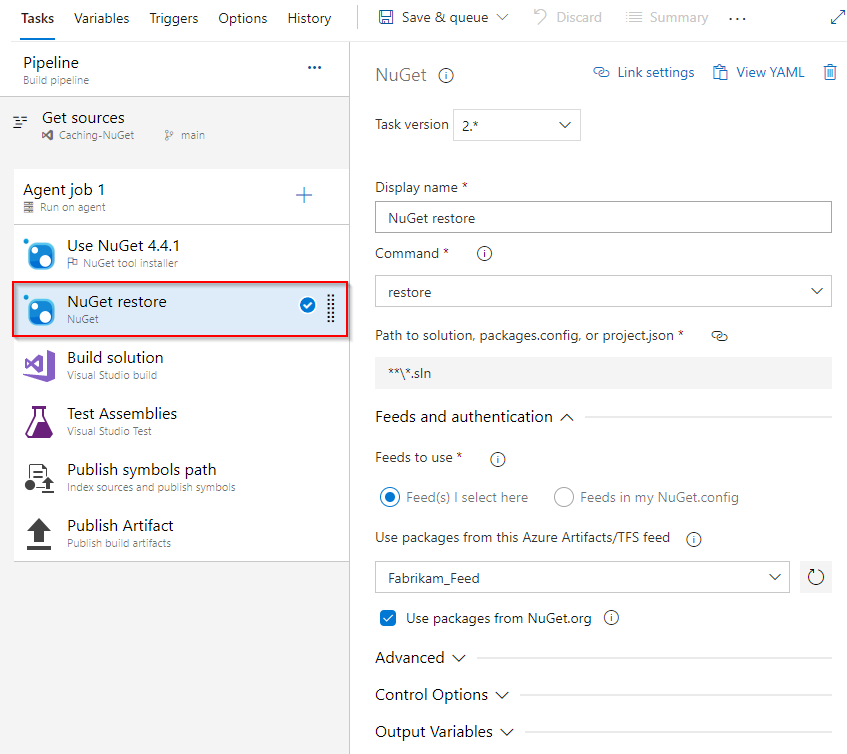 Capture d’écran illustrant comment configurer la tâche de restauration NuGet.