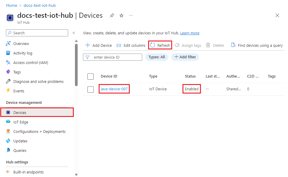 Capture d’écran montrant que l’appareil est inscrit auprès du hub IoT et activé pour l’exemple Java.