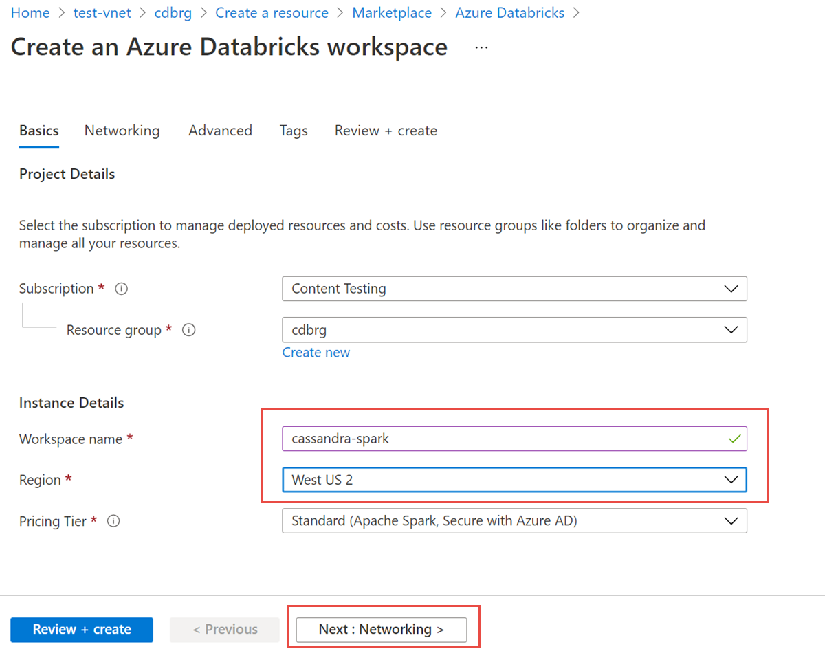 Capture d’écran montrant une boîte de dialogue dans laquelle vous pouvez entrer le nom, la région et le niveau tarifaire de l’espace de travail pour le compte Databricks.