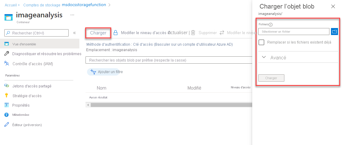 Capture d’écran montrant comment charger un objet blob dans un conteneur de stockage.