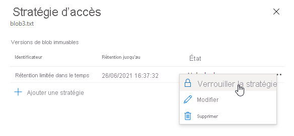 Capture d’écran montrant comment verrouiller une stratégie de rétention limitée dans le temps dans le portail Azure