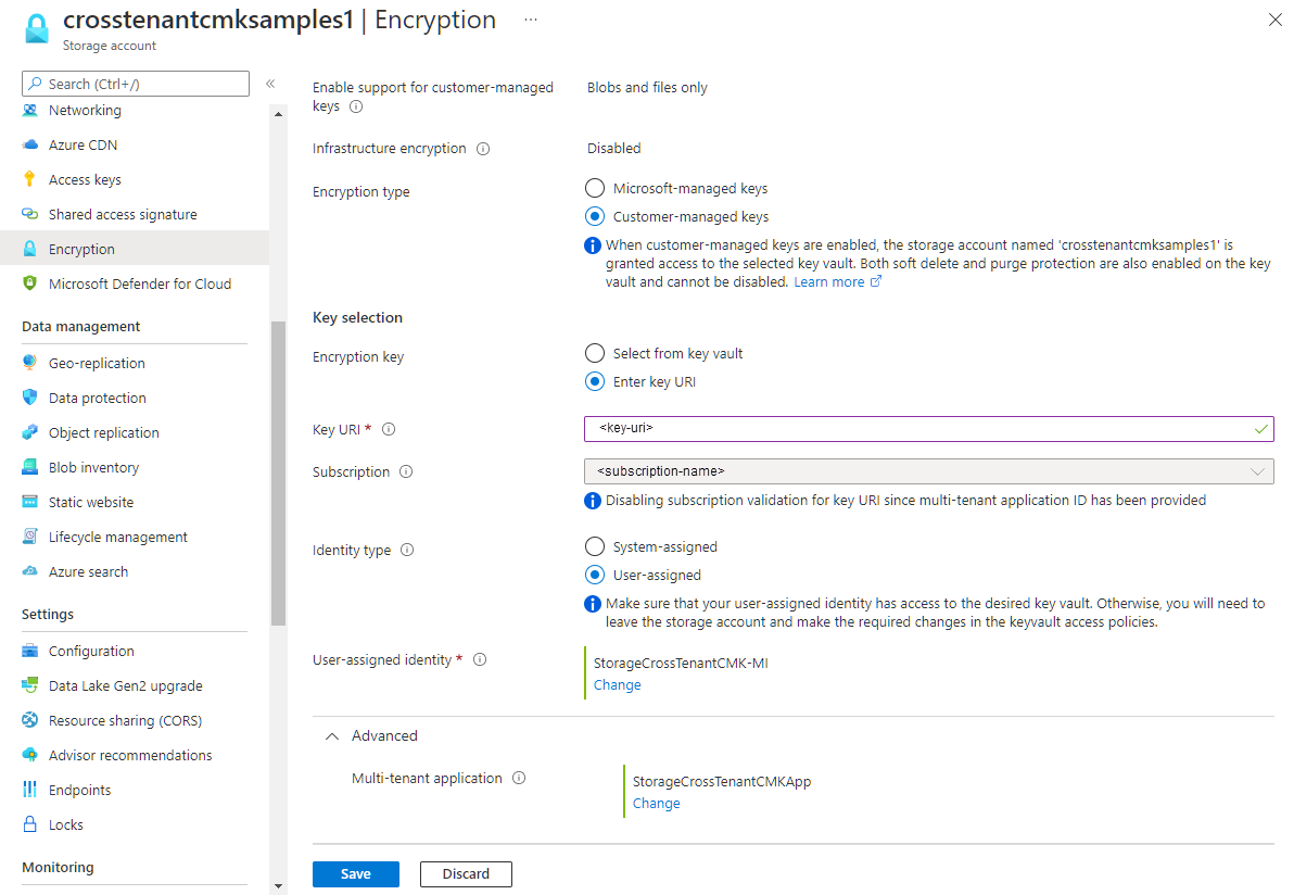 Capture d’écran montrant comment configurer des clés gérés par le client multilocataires pour un compte de stockage existant dans le portail Azure.