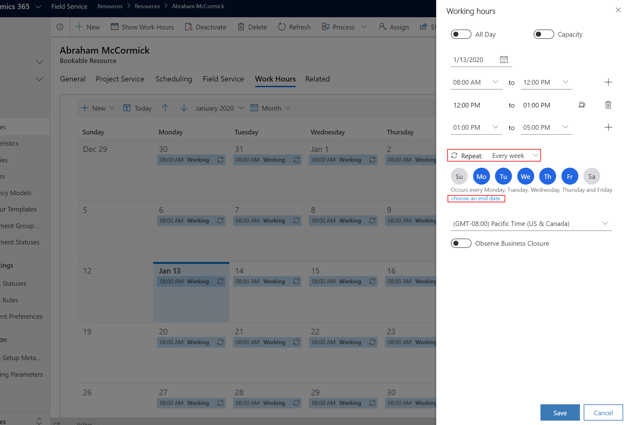 Capture d’écran du volet des heures de travail pour configurer les heures de travail d’une ressource.