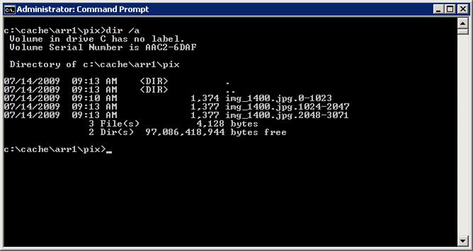 Capture d’écran de la page d’invite de commandes Administration istrator. Les fichiers et le nombre d’octets sont répertoriés.