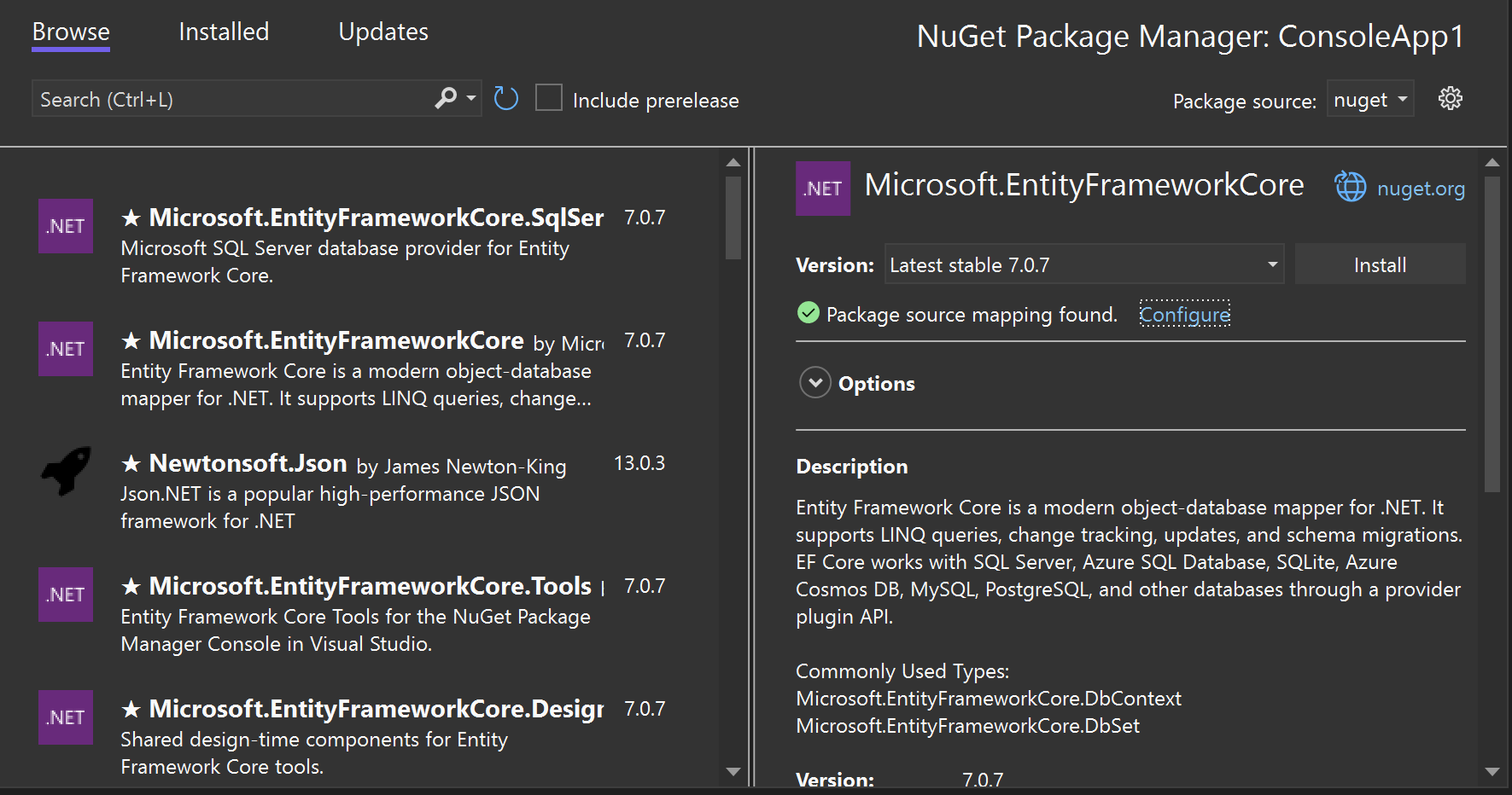 Fenêtre du Gestionnaire de package NuGet dans Visual Studio montrant un package sélectionné avec le statut « Mappage de source de package trouvé » avec un bouton Configurer.