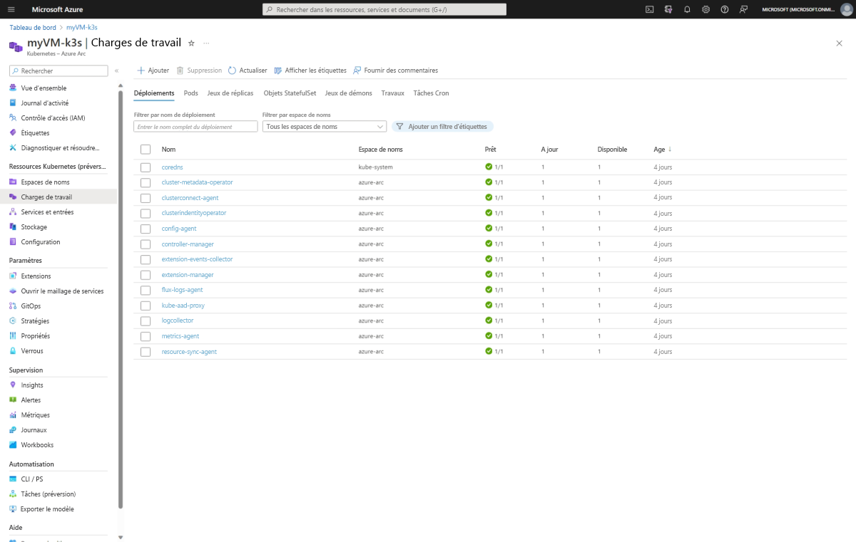 Capture d’écran de charges de travail AKS Edge Essentials Kubernetes Azure Arc dans le portail Azure.