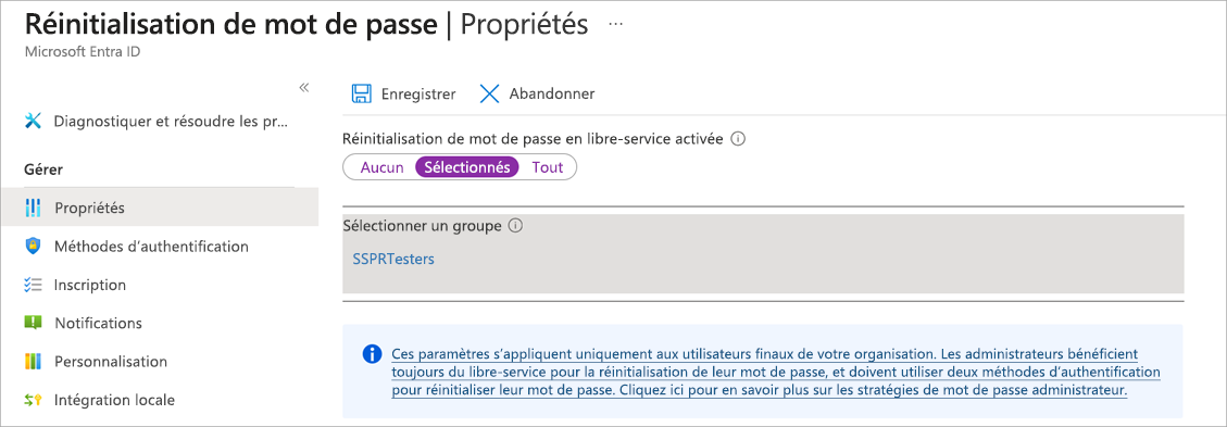 Capture d’écran du volet des propriétés Réinitialisation du mot de passe, avec le SSPR activé et le groupe sélectionné défini sur SSPRTesters.