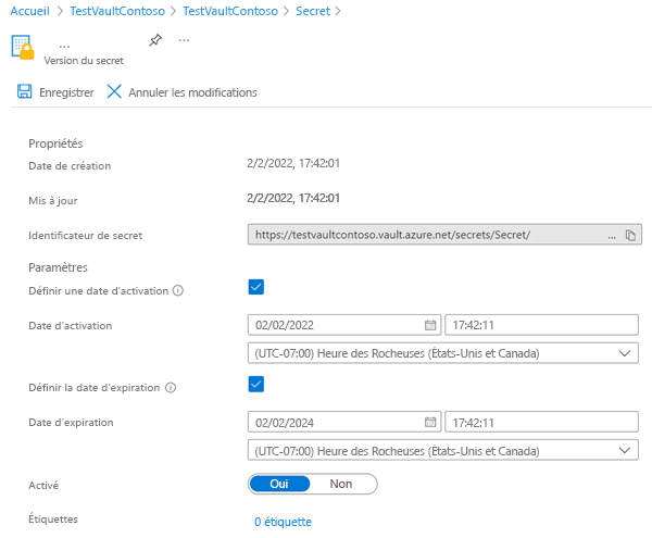 Screenshot that shows how to set an expiration date on a key vault secret.