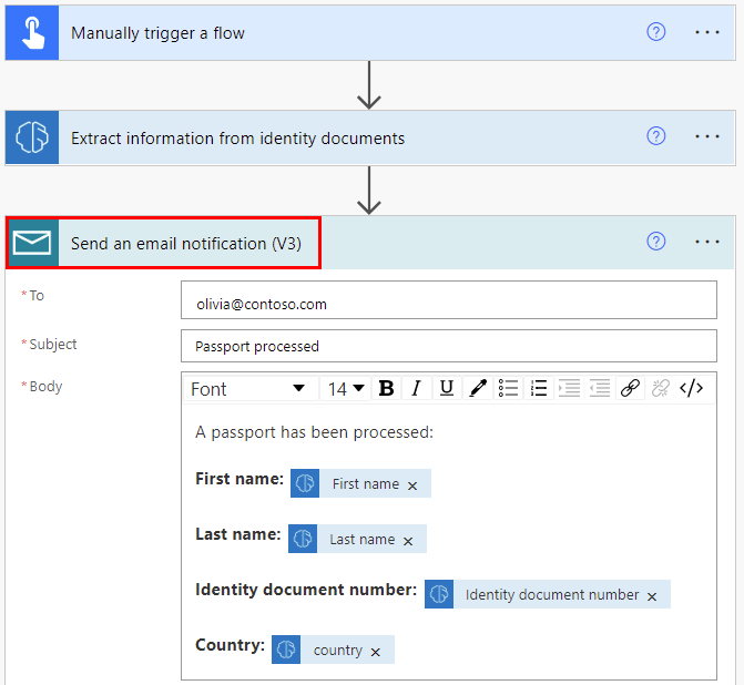 Screenshot di un connettore invia e-mail in un passaggio delle informazioni di estrazione attivato manualmente in un flusso.