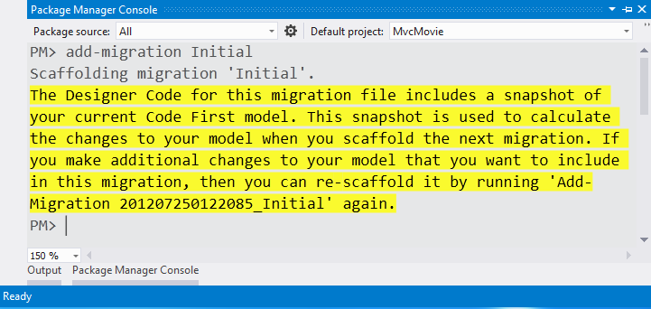 Screenshot che mostra la finestra della console di Gestione pacchetti. Il paragrafo che inizia con Il codice di progettazione per questo file di migrazione è evidenziato.