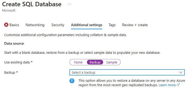 Screenshot del menu portale di Azure Crea database selezionando un backup da usare per il database.