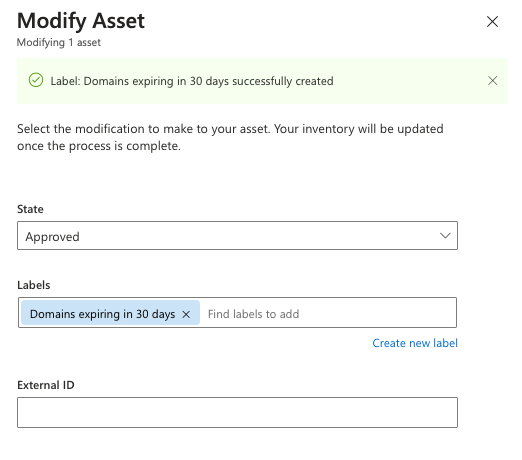 Screenshot che mostra il riquadro Modifica asset con l'etichetta appena creata applicata.