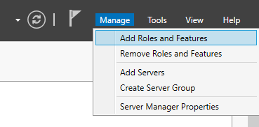 Screenshot dell'elenco a discesa Gestisci in Server Manager con l'opzione Aggiungi ruoli e funzionalità evidenziata.