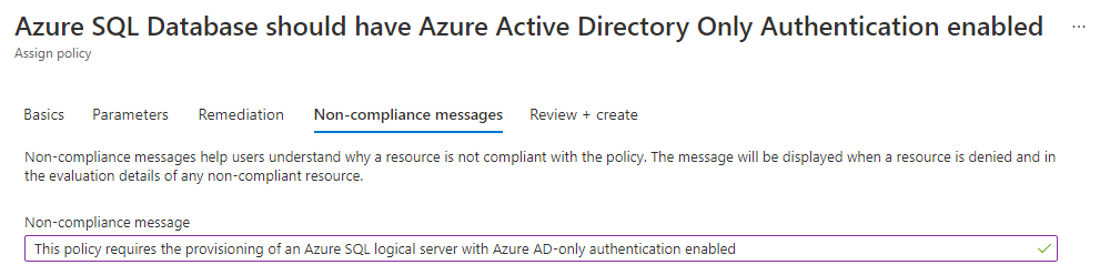 Azure AD 専用認証の Azure Policy コンプライアンス違反メッセージのスクリーンショット