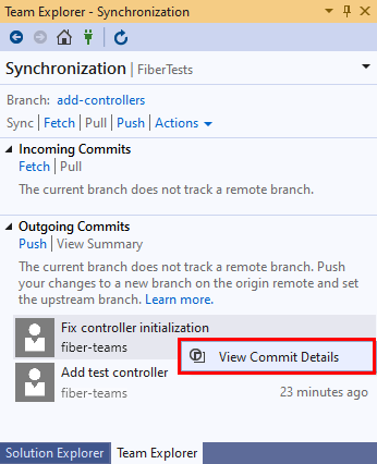 Visual Studio 2019 のチーム エクスプローラーの [同期] ビューのコミットのスクリーンショット。