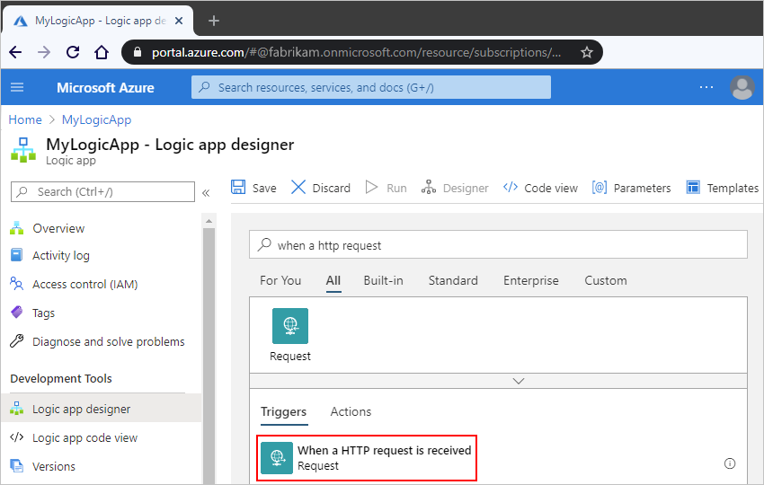 Azure portal とマルチテナント デザイナーを示すスクリーンショット。[HTTP 要求] (検索ボックス内) と、要求トリガーが選択されている。