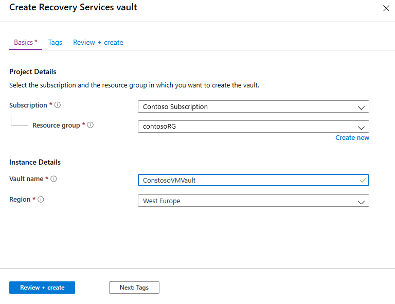 [Recovery Services コンテナーの作成] ペインを示すスクリーンショット。