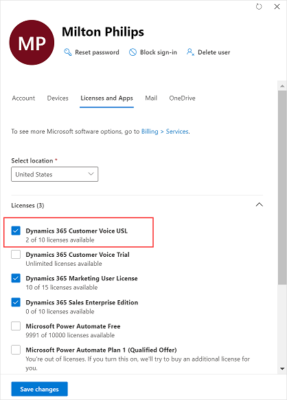 Dynamics 365 Customer Voice ユーザー ライセンスをユーザーに割り当てます。