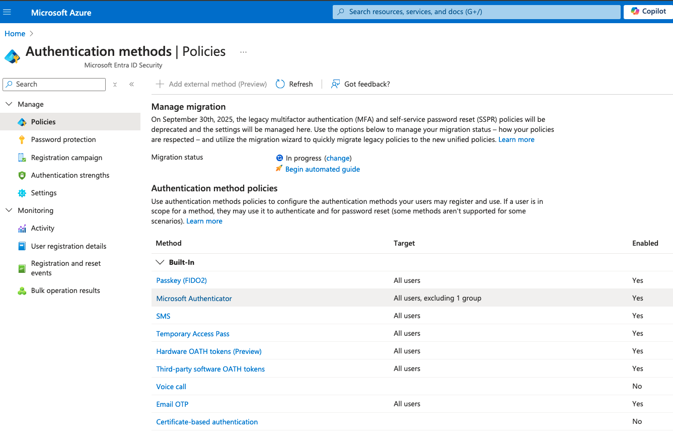 ウィザードのエントリ ポイントを強調表示している [認証方法ポリシー] ブレードのスクリーンショット。