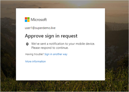 「ログイン要求を承認してください。お使いのモバイル デバイスに通知を送信しました。続行するには、応答してください」というメッセージのスクリーンショット。