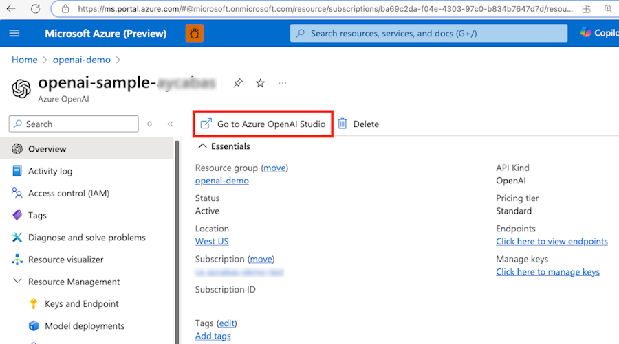 Azure portalの Azure OpenAI Studio への移動を示すスクリーンショット。