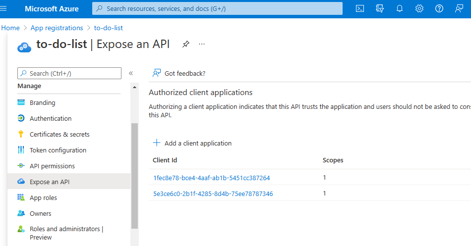 スクリーンショットは、Azure portalのアプリ登録から承認されたクライアント ID を示しています。