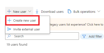 Microsoft Entra ID の [新しいユーザーの作成] ボタンを示すスクリーンショット。