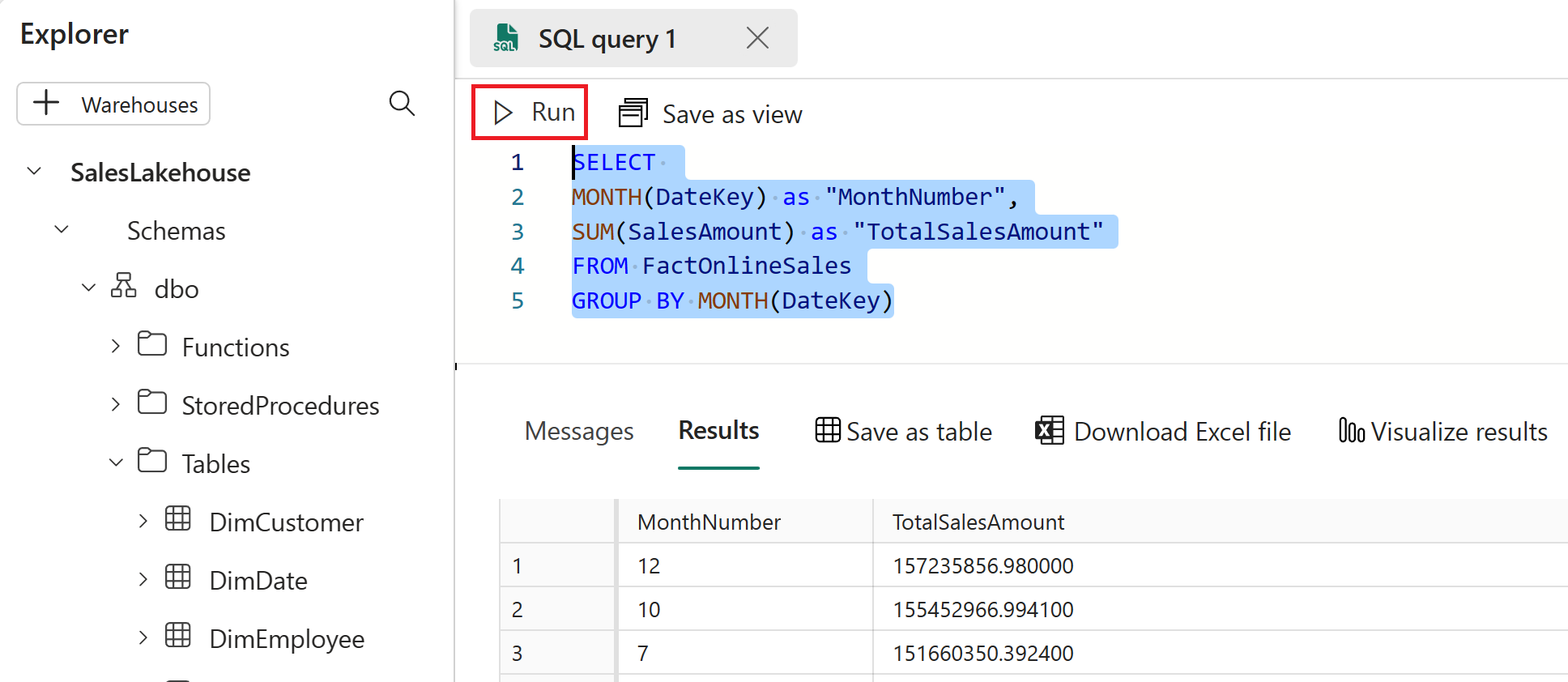 SQL クエリ エディターのスクリーンショット。