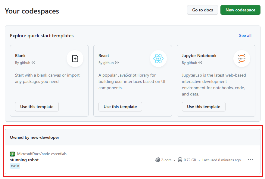 それぞれの状態およびテンプレートを含む実行中のすべての codespace のスクリーンショット。