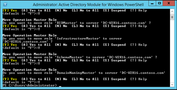 Move-ADDirectoryServerOperationMasterRole コマンドレットの結果が示された、[Windows PowerShell 用 Active Directory モジュール] ウィンドウのスクリーンショット。