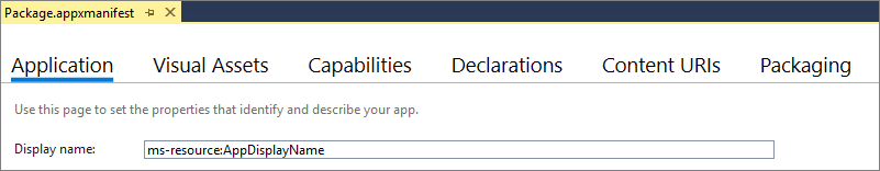 表示名が M S リソースアプリの表示名に設定されている [アプリケーション] タブを示す Package.appxmanifest ファイルのスクリーンショット。