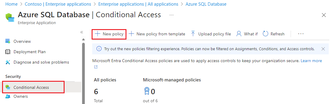 Zrzut ekranu przedstawiający stronę Dostęp warunkowy dla usługi Azure SQL Database w witrynie Azure Portal. 