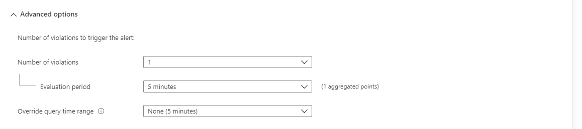 Captura de tela mostrando a seção de opções avançadas em uma nova regra de alerta de pesquisa de logs.